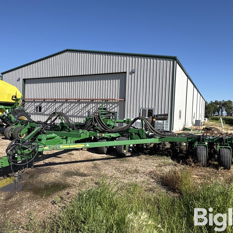 YETTER MAVERICK