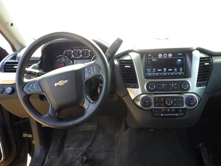 2020-chevrolet-tahoe-image-9