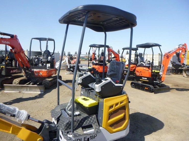 2025-sdlanch-sdl18p-hydraulic-excavator-image-18