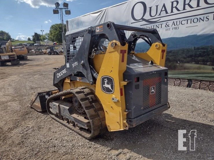 2022-deere-317g-image-42