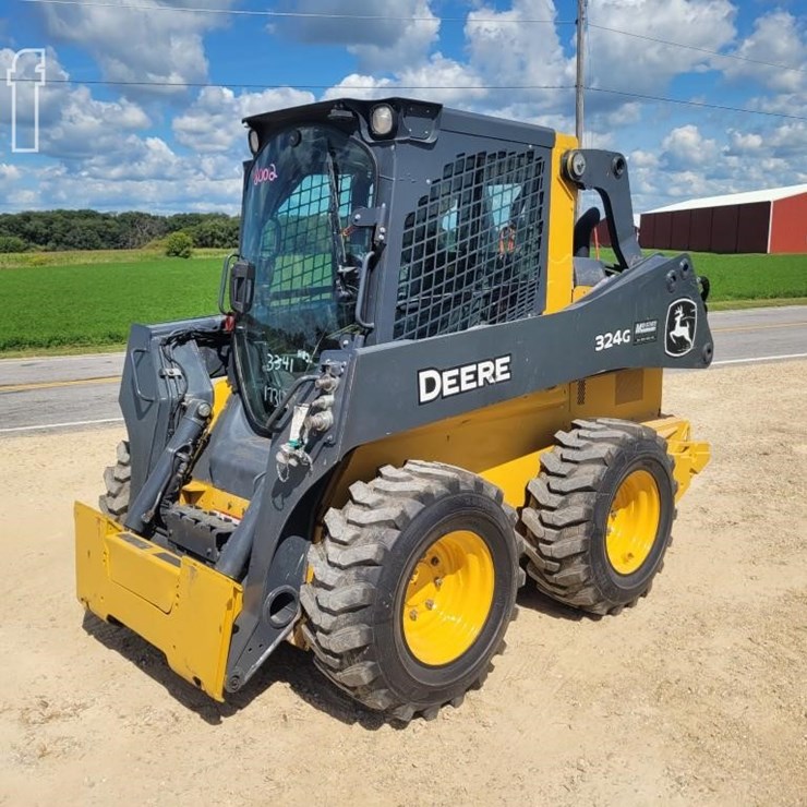 2023 DEERE 324G