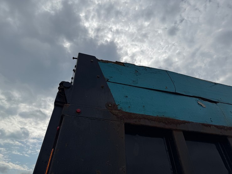 western-star-4900-image-44