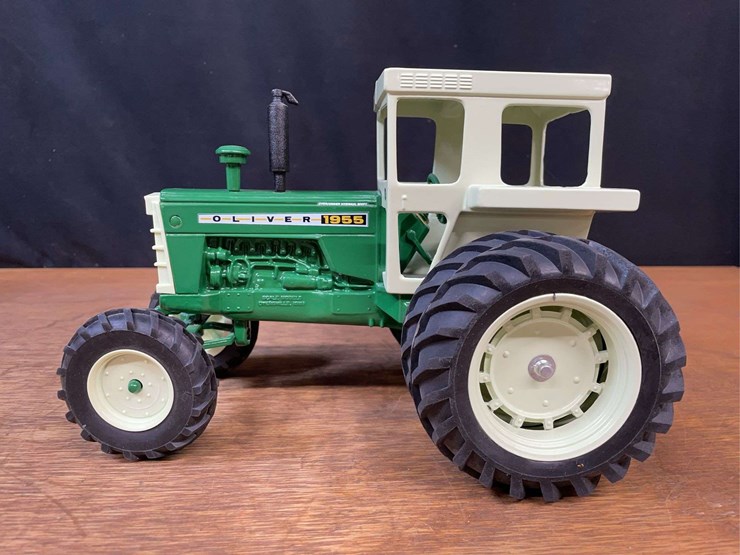1955-oliver-1955-image-3