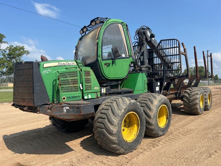 2010-deere-1110e-image-7