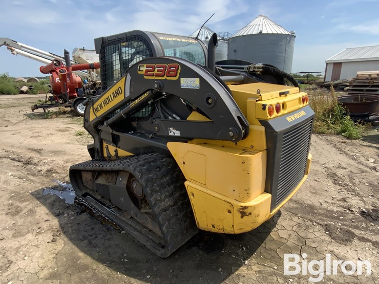 new-holland-c238-image-7