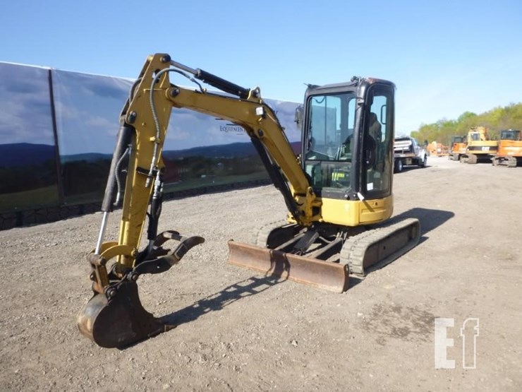 2012-caterpillar-303.5d-cr-image-45