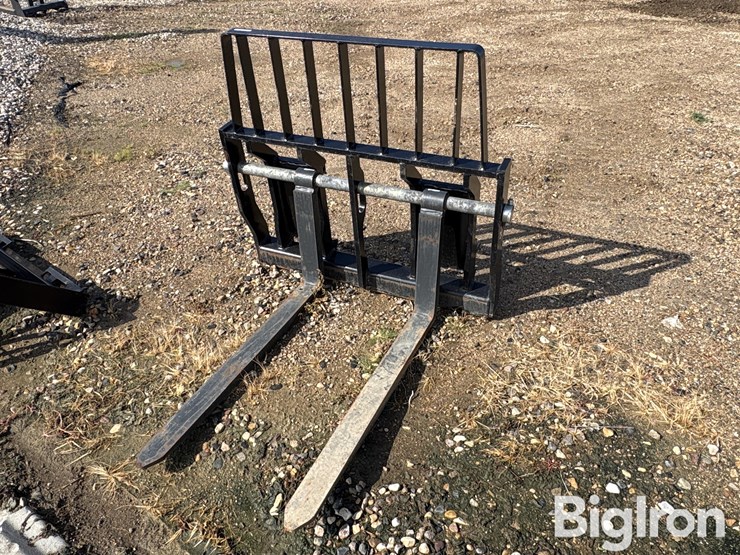 48”-skid-steer-pallet-forks-image-1