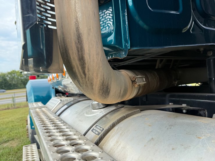 western-star-4900-image-30