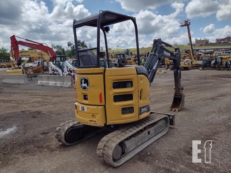 2021-deere-26g-image-31