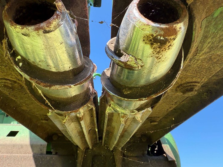 john-deere-693-image-16