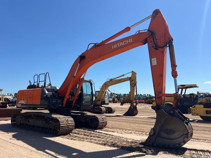 hitachi-zaxis-250lc-6n-excavator-image-6