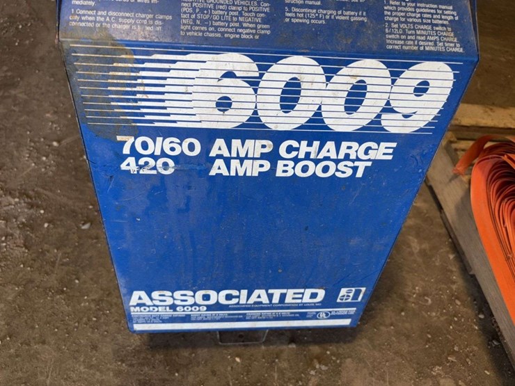 associated-6009-battery-charger,-12v,-70/60/420-amp-image-3
