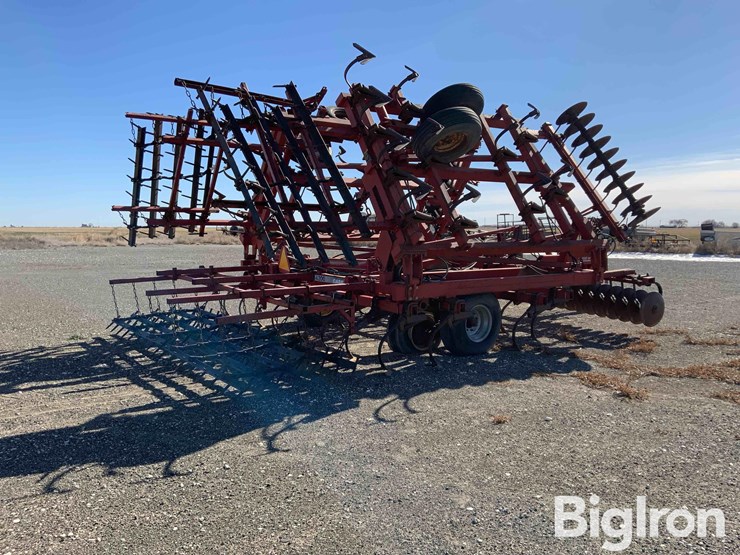 case-ih-4200-image-5