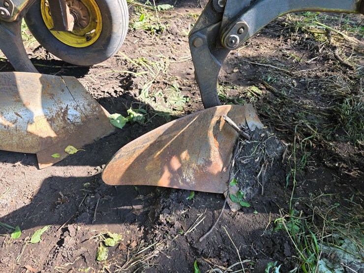 john-deere-2800-image-13