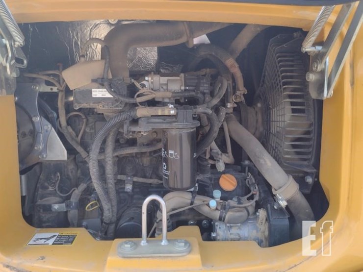 2022-deere-50g-image-45
