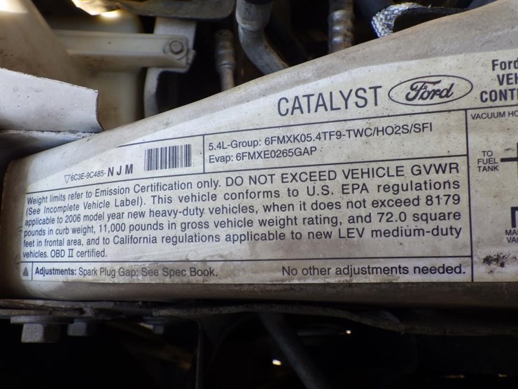 2006-ford-f350-image-12