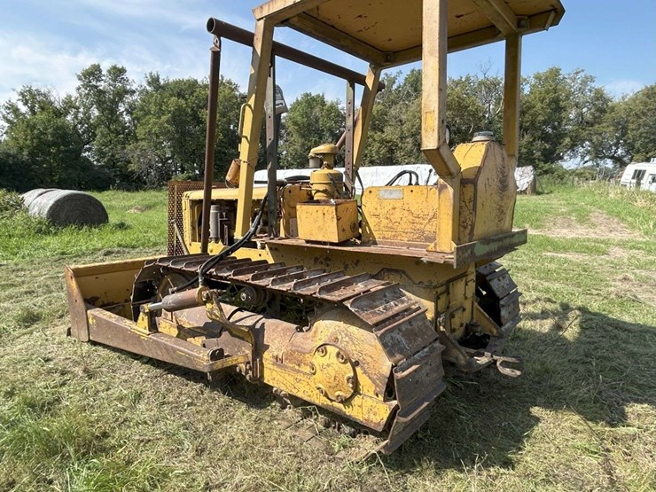 caterpillar-d4-image-2