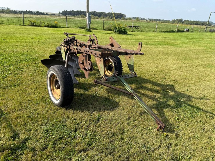 john-deere-316-image-1