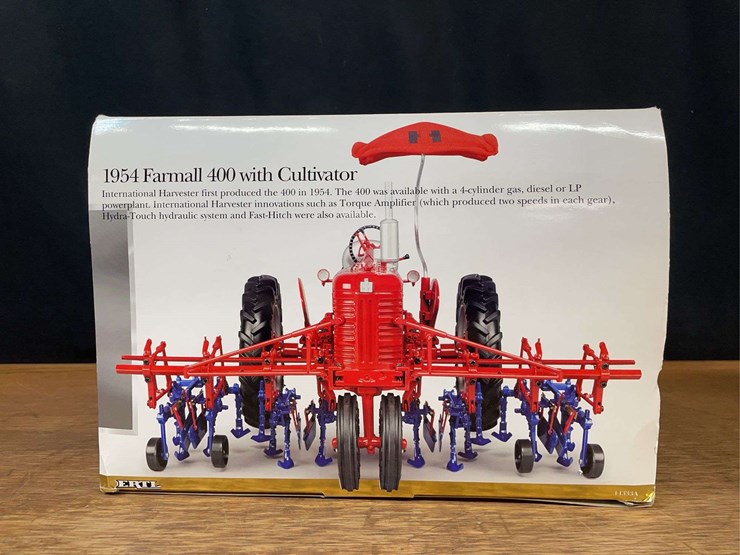 1/16-farmall-400-w/cultivator-50th-anniversary-nib-ertl-image-22
