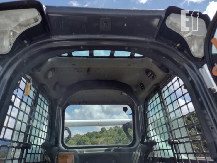 2017-bobcat-s570-image-14
