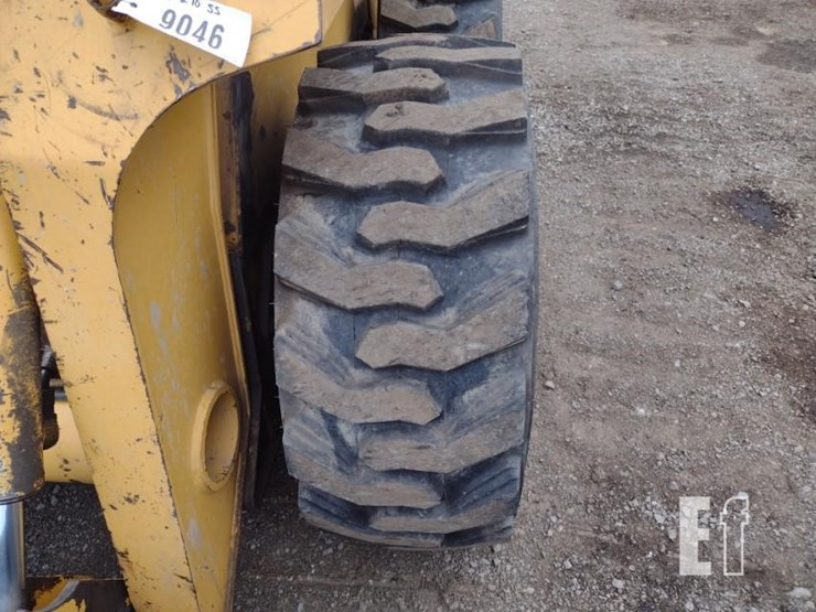 john-deere-270-image-19