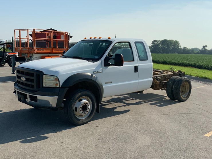 2005-ford-f450-xl-image-8