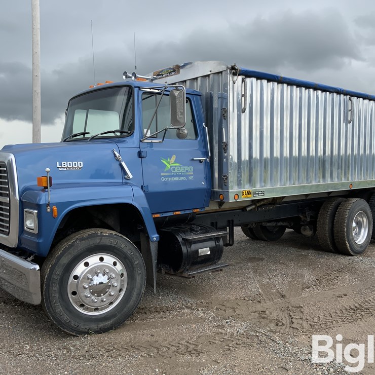 1990 FORD LN8000