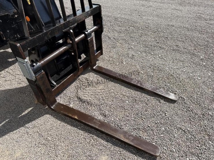 2015-jlg-4014ps-image-22