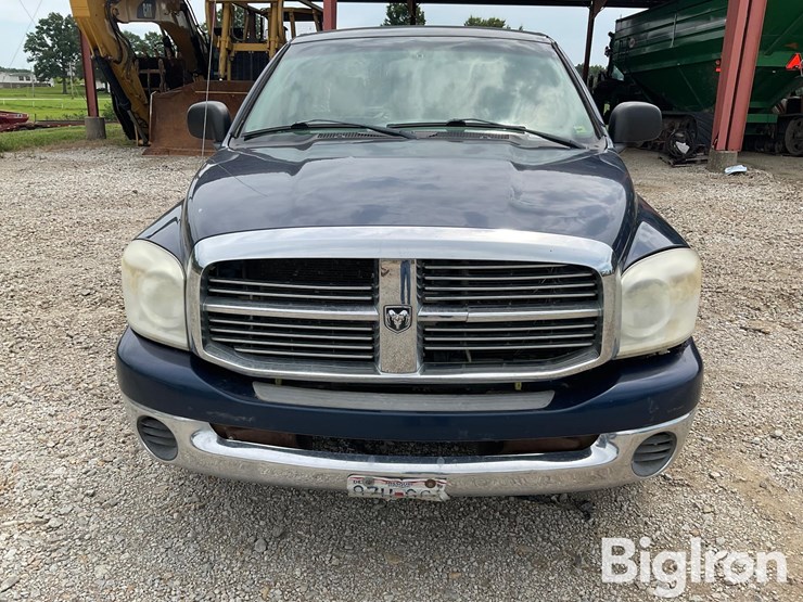 2007-dodge-ram-1500-image-2