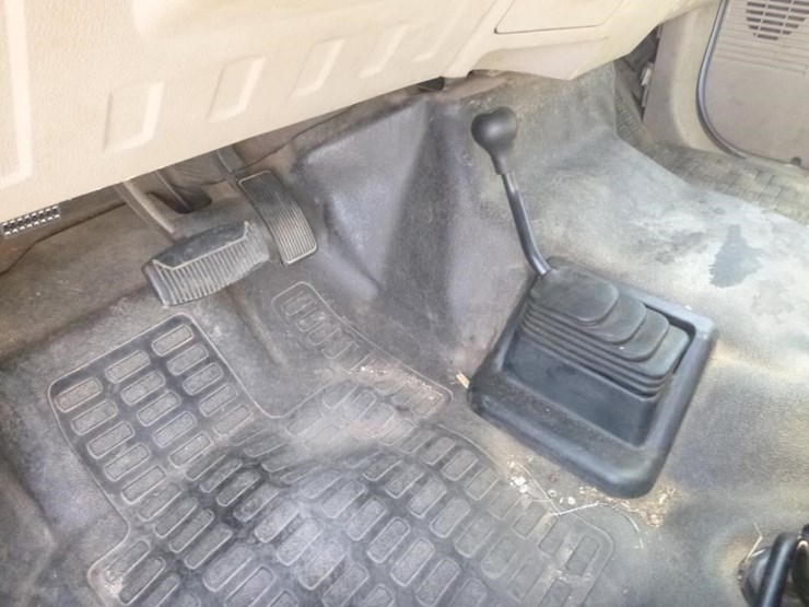 2008-ford-f550-image-14