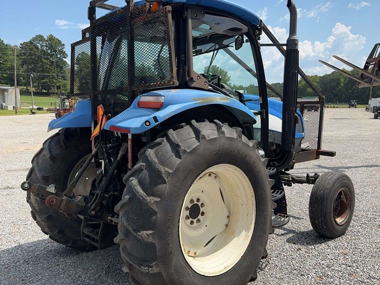 new-holland-t6020-image-5