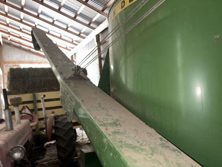 john-deere-700-image-16