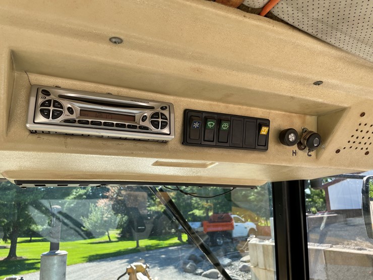 ford-545d-image-51