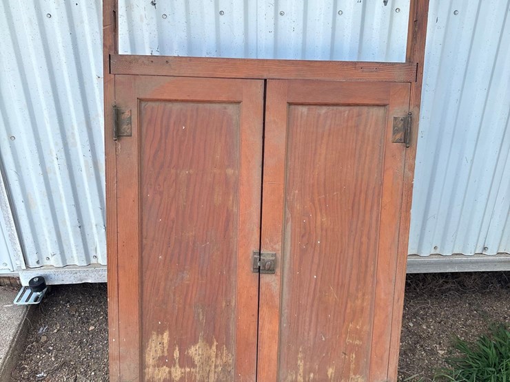 wood-cabinet-door-image-2