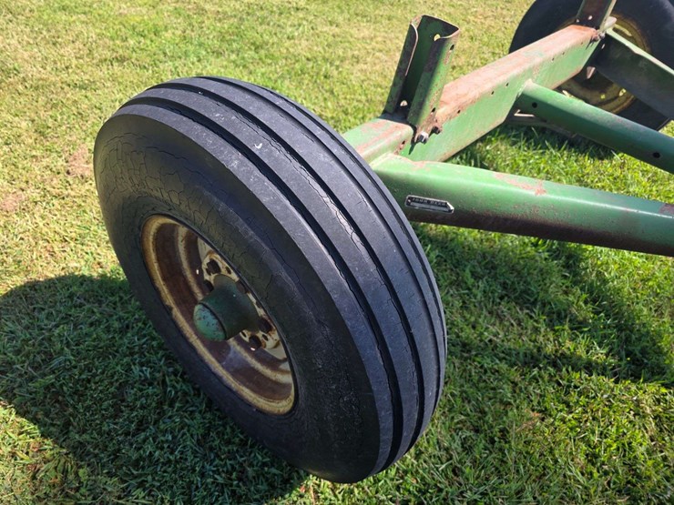 john-deere-1065-image-16