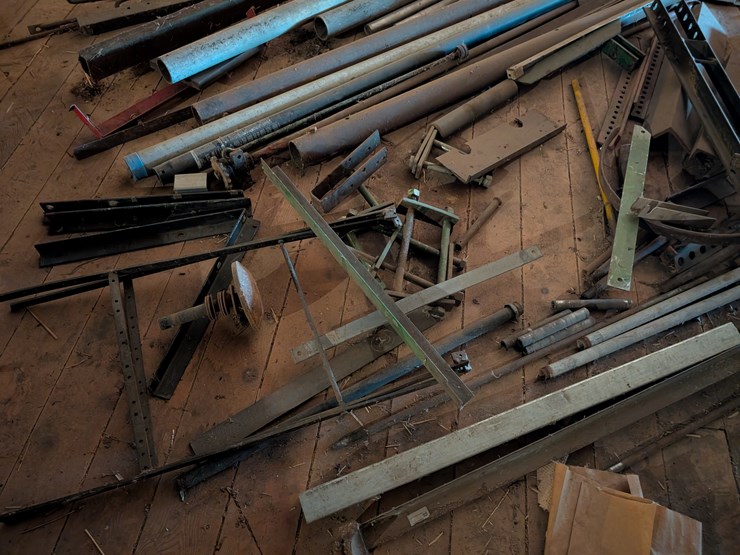 #3055-•-miscellaneous-iron-image-5