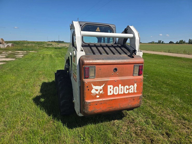 2010-bobcat-s185-image-10