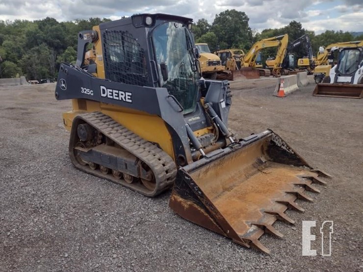 2020-deere-325g-image-37
