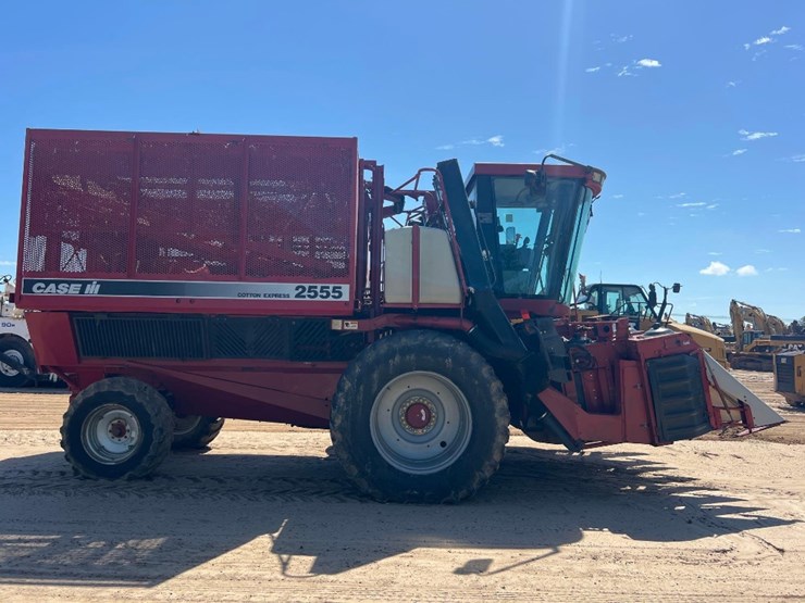 case-ih-2555-image-5