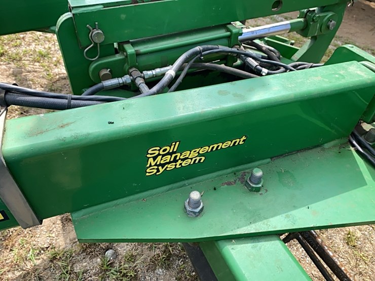 john-deere-200-image-33