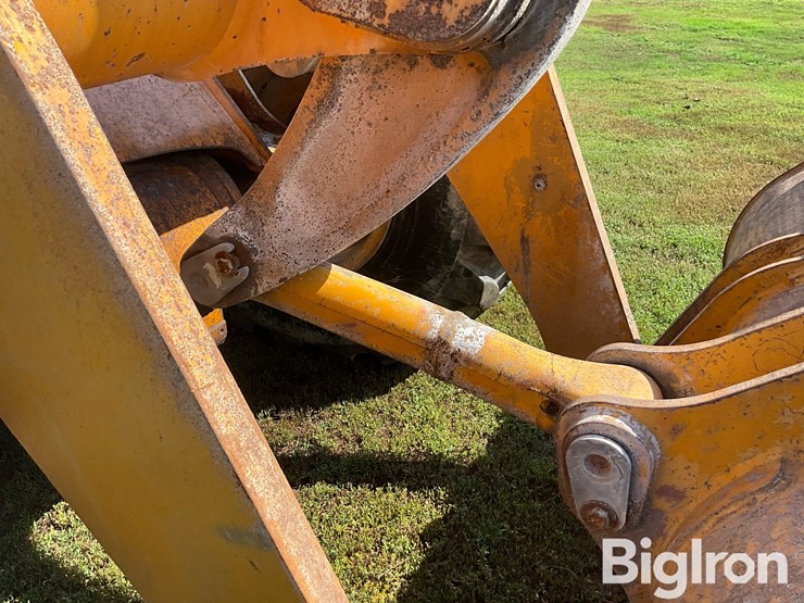 deere-544e-image-17