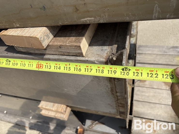 45’-vertical-grain-leg-image-11