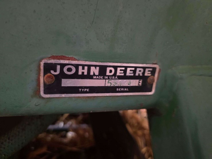 john-deere-336-image-27