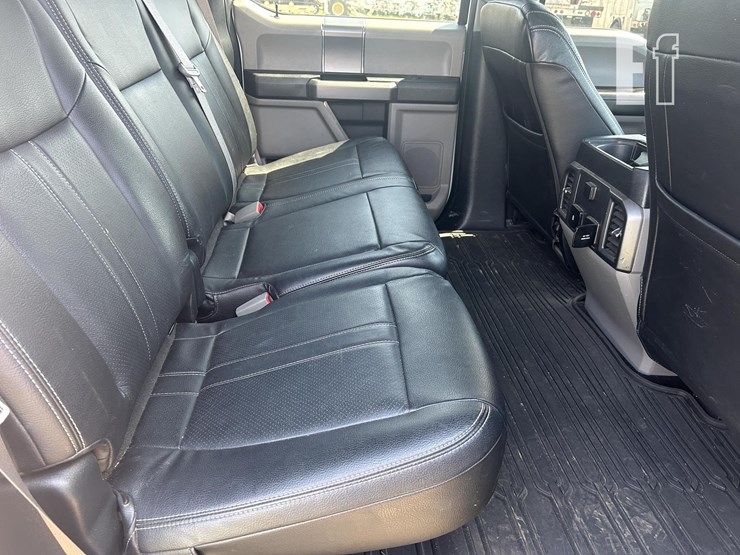 2019-ford-f150-image-34