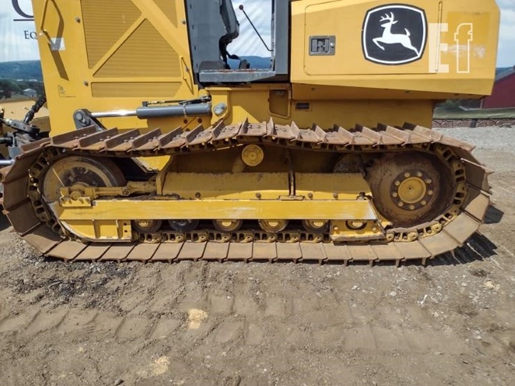 2022-deere-450k-image-19