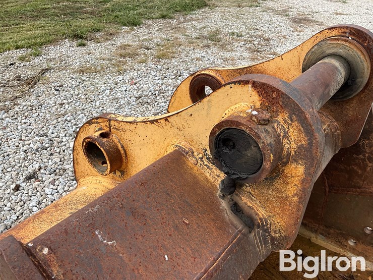 john-deere-270-image-9