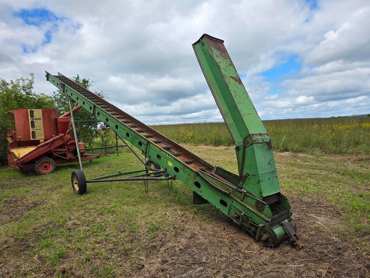 john-deere-350-image-7