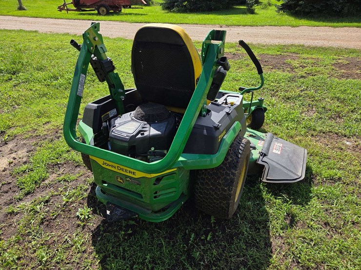 2023-john-deere-la-image-22
