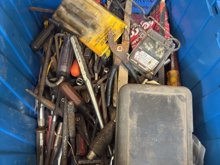 box-of-hand-tools-image-2