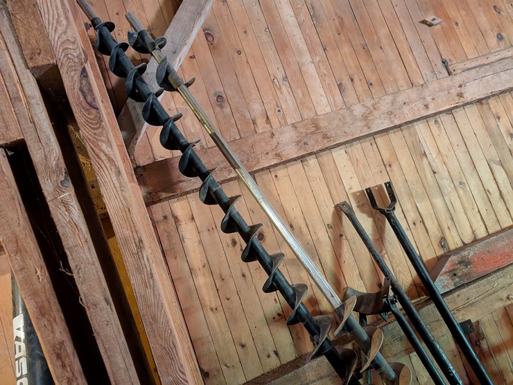 #3047-•-kasco-7"-fertilizer-auger-image-7